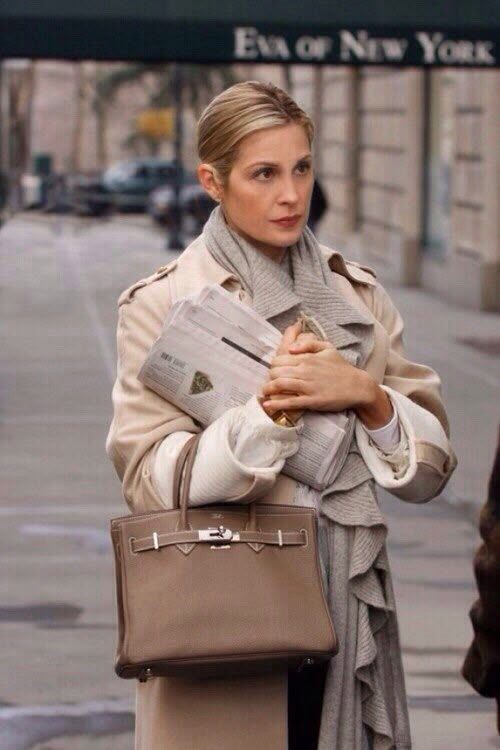 How to Get Lily van der Woodsen Style and Master the Art of Upper East Side Elegance